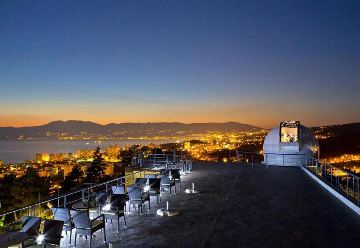 Sea And Mountain Apartment Rijeka Exterior photo